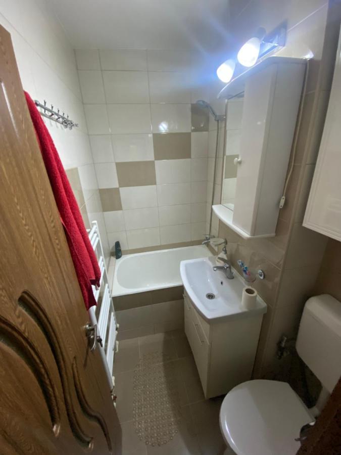 Apartament Regim Hotelier Deva Eksteriør bilde